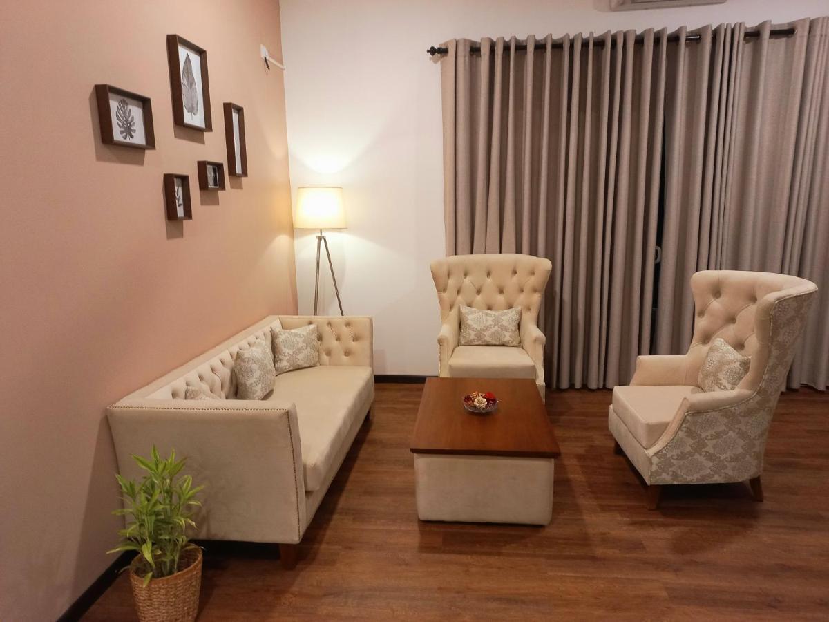 Apartment Ninety-Nine Kurunegala Exterior photo